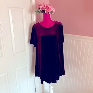 Wine Velvet Short Sleeved A-Line Tunic size Large